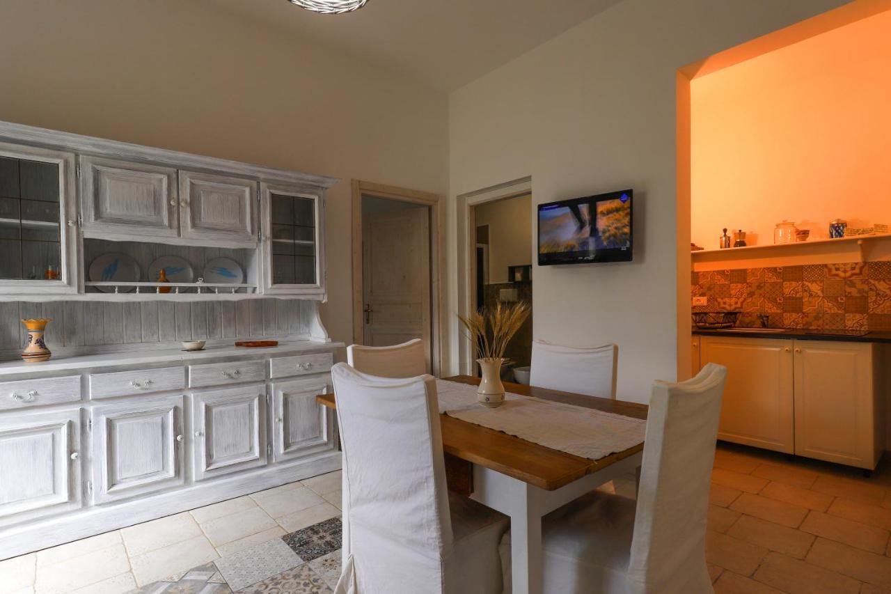 Corte Dei Donno Holiday home *